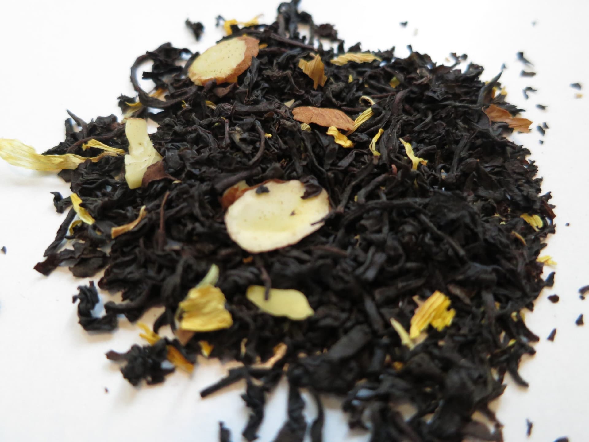 Almond Black